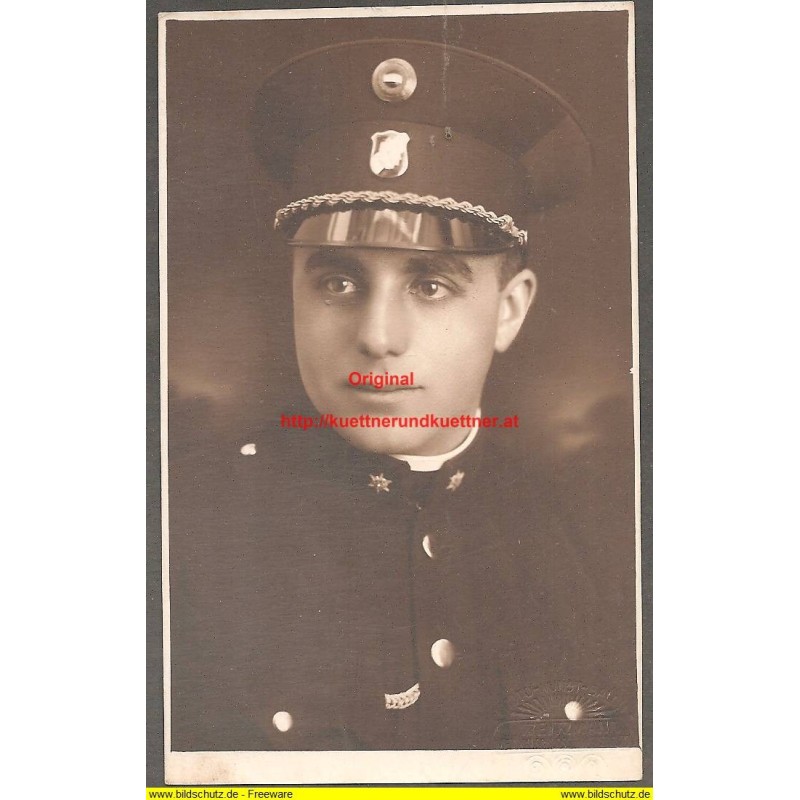 Foto - AK - Polizei - Fotostudio Weitzmann Wien (8,5cm x 6cm) Foto - AK - Polizei - Fotostudio Weitzmann Wien (8,5cm x 6cm)