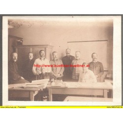 Foto I WK - Offiziere im Kartenbüro (9cm x 12cm) 