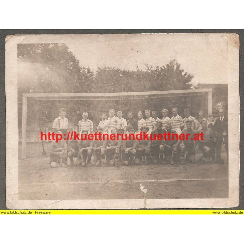 Foto - Enzersdorfer Sportklub gegen Gersthof 1927 (9cm x 12cm)