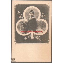 AK - Junge mit Hund im Kartensymbol Treff