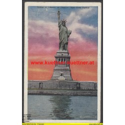 AK - Statue of Liberty at Sunrise, New York Harbor 