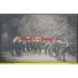 PK - Soldaten beim Kegeln