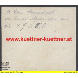 K.u.k. Foto - Sc. Exc. Marschall verteilt Medaillen