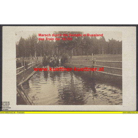 Marsch durch die Sümpfe in Russland (1916)