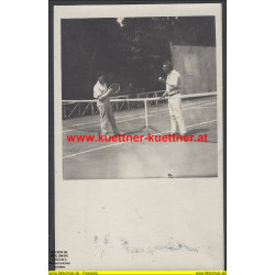 K.u.k. Foto - Rittm. Makk und Gumpinger am Tennisplatz in Waksztewlany 1916