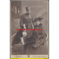 Alfons Binder Edler v. Hohenstreben mit seiner Mutter