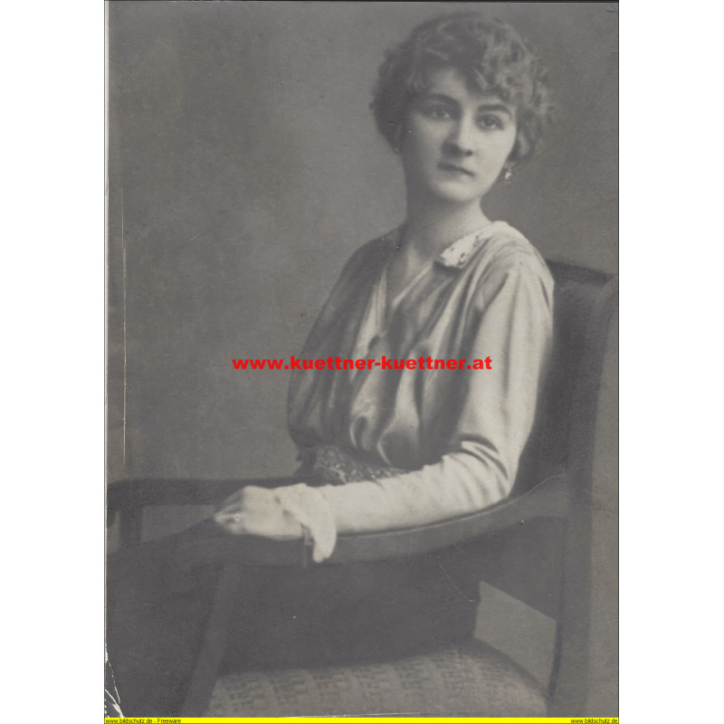 Kabinettfoto Anny v. Kaltenborn geborene Mende