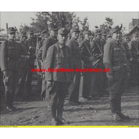 Foto - Frontmilizkmdo. Krems a.d.D. Übung am Jauerling