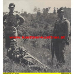 Foto - Bisamberg - Besprechung nach Geländeübung (1937)