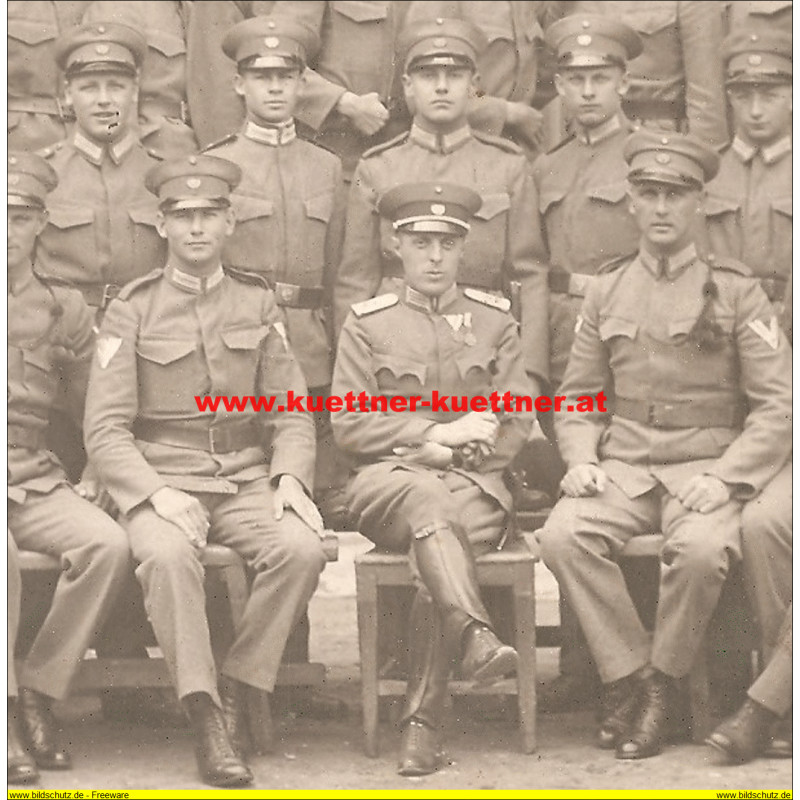 Kabinettfoto - Erste militärische Ausbildung in Krems (1929)