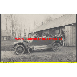 Foto - Offizier mit seinem Austro Daimler (1916)