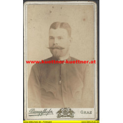 CdV Beamter Photo Dampfhofer, Graz
